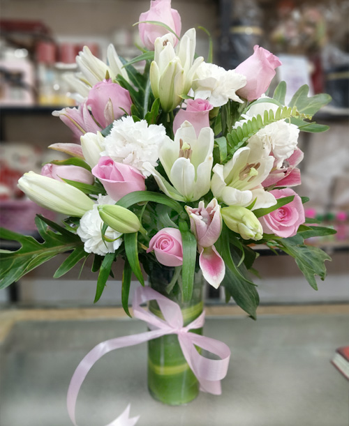 Elegant Bloom Vase